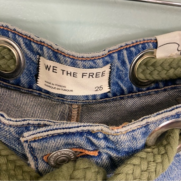 Free People We The Free Moxie Pull On Barrel Jeans Size 25 Blue Paint Splatter - Picture 4 of 5